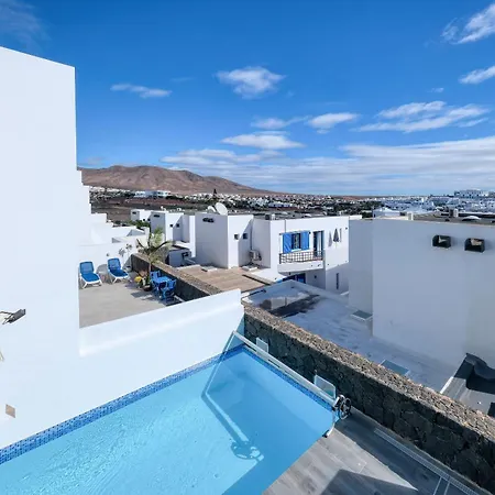 Marina- Heated Pool Villa Playa Blanca