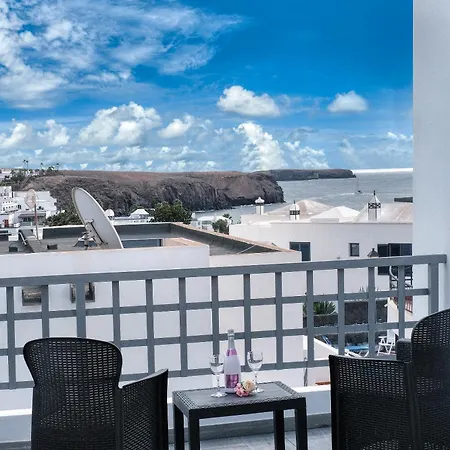 Marina- Heated Pool Villa Playa Blanca