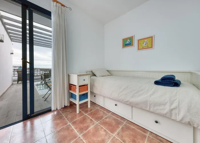 Marina- Heated Pool Vila *