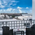 Marina- Heated Pool Villa Playa Blanca (Lanzarote)